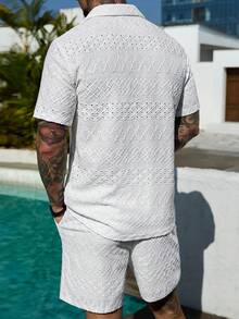 Manfinity RSRT 男士纯色休闲度假风提花短袖衬衫和短裤套装 - 白色 - 查看 2