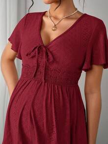 Momance 镂空刺绣褶皱胸前装饰优雅可爱休闲孕妇T恤 - 紅色 - 查看 6