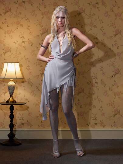 ROMWE 性感露背吊带不对称下摆上衣