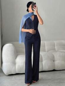 Modelyn Bộ đồ 2 món dành cho nữ: Áo vest kẻ sọc cổ buộc nơ và quần ôm dáng. - Rửa tối - Xem 1