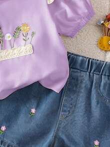 SHEIN Playful Pals 两件套女童夏季休闲可爱圆领短袖套装，包括一件绣花白色T恤和一条绣花短裤，整体可爱百搭，适合户外休闲穿着，舒适透气。 - 紫色 - 查看 3