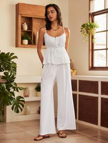Ensemble de pyjama d'été ample pour femmes avec bretelles spaghetti, cordon de serrage, volants, broderie et effet brûlé - Blanc - Voir 3
