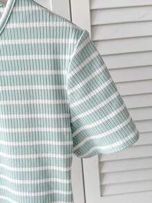 SHEIN Áo thun dệt kim cổ tròn tay ngắn kẻ sọc phối màu phong cách thường ngày cho bé gái tuổi teen - Màu xanh nhạt - Xem 3