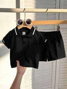 Bộ áo polo và quần short màu xanh lá cây tối giản cho bé trai, thích hợp cho các buổi đi chơi, mặc thường ngày và dự tiệc. - màu đen - Xem 4