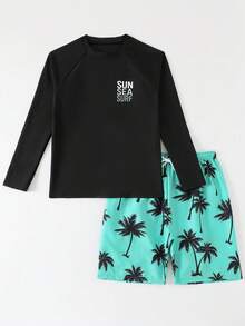 SHEIN 青少年男童泳装，黑色插肩袖上衣，印有“阳光、大海、冲浪”字样，搭配薄荷绿棕榈树印花短裤，时尚休闲，清爽舒适，适合游泳、夏季度假、海滩、泳池派对等场合。 - 彩色 - 查看 6