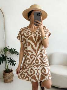 SHEIN Holidaya Đầm kiểu Pháp thoải mái với họa tiết trừu tượng, cổ chữ V và dáng rộng, đầm công sở thanh lịch, đầm nữ, đầm hè nữ, đầm thường ngày, đầm họa tiết, đầm nữ. - Màu Khaki - Xem 5