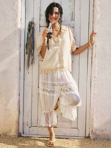 SoleilVie 法式蕾丝拼接V领衬衫，米色亚麻泡泡袖温柔风格上衣，亚麻蕾丝边衬衫 - 杏色 - 查看 6