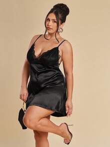 SHEIN BAE Plus Size Women's Black Summer Elegant Aniversário Satin Sleep Dress,Deep V-Neck Lace Patchwork Cami Nightdress With Adjustable Straps And Open Back - Black - View 5