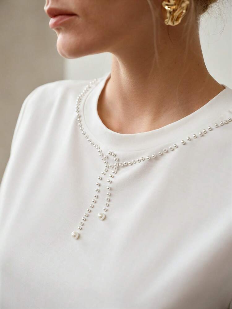 CONTRAST LACE FAUX PEARL DETAIL T-SHIRT