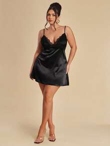 SHEIN BAE Plus Size Women's Black Summer Elegant Aniversário Satin Sleep Dress,Deep V-Neck Lace Patchwork Cami Nightdress With Adjustable Straps And Open Back - Black - View 2