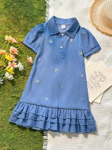 SHEIN Vintaside Kids 女童粉色 Polo 领彩虹印花荷叶边下摆休闲短袖连衣裙 - 藍色 - 查看 1