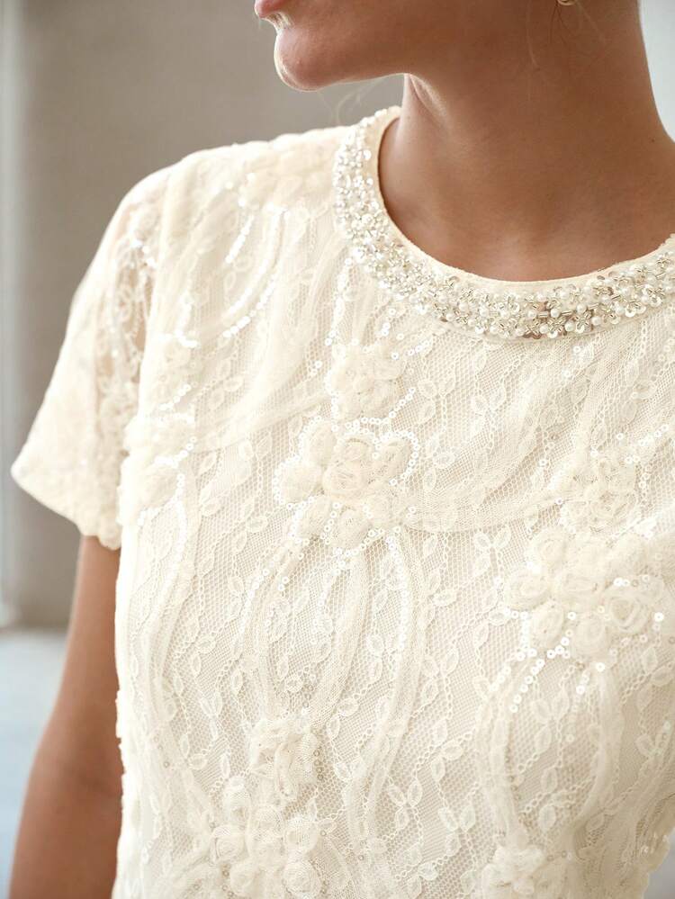 WOMEN'S ELEGANT WHITE LACE EMBROIDERY FAUX PEARL DETAIL T-SHIRT, SUMMER
