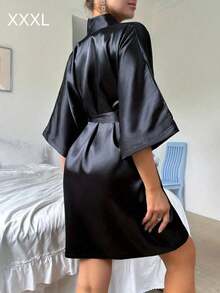 1pc This Women's Solid-Color Silk-Faced Sexy Short-Sleeved Bathrobe Features A Pure Mature Style, Suitable For Both Spring And Summer. It Is Ideal For Home Use, Gatherings, Parties, And Hotels - Black - View 7