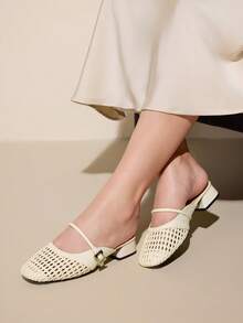 CUCCOO CURVES 女士搭扣设计休闲舒适宽楦凉鞋 - 白色 - 查看 5