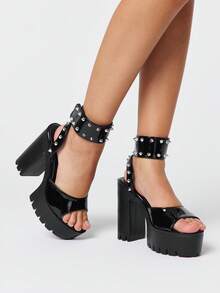 ROMWE Grunge Punk Giày sandal cao gót hở mũi thời trang và thoải mái dành cho nữ, kiểu punk gothic với quai đeo đính đinh tán hình chữ thập, đế dày chống thấm nước, gót chunky, thích hợp cho các bữa tiệc đêm/lễ hội mùa xuân/hè. - màu đen - Xem 3
