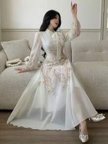 Modelyn Vestido de manga larga con cintura anudada, fruncido y estampado de colocación para mujeres - Verde - Ver 6