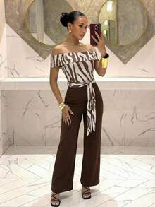 Slaydiva Brown Striped Summer Elegant Night Out Women's Jumpsuit,One-Shoulder Zebra Pattern Patchwork Wide-Leg Pants,Bow Tie Waist Casual Party Office Outfits - Brown - View 2