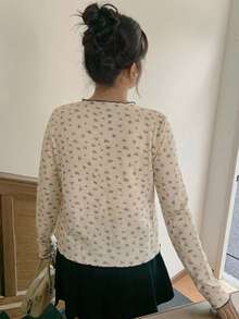 Dazy Plus White Round Neck Fitted Long Sleeve T-Shirt With Floral Patchwork And Contrast Color - Apricot - View 6