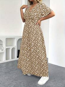 EMERY ROSE Gaun Maxi Bohemian Ukuran Plus Motif Bunga Kecil, Gaun Lengan Pendek Polkadot Leher V yang Modis dan Seksi, Gaun Maxi Bohemian - Khaki - View 4