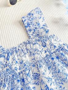 SHEIN Blusa casual de manga corta con estampado floral para niñas preadolescentes, versátil y de moda, ideal para primavera, verano, Día de la Madre y graduación - Azul y blanco - Ver 4