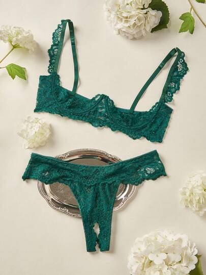 Lace Hollow Sexy Temptation Lingerie Set (2pcs With Underwire)