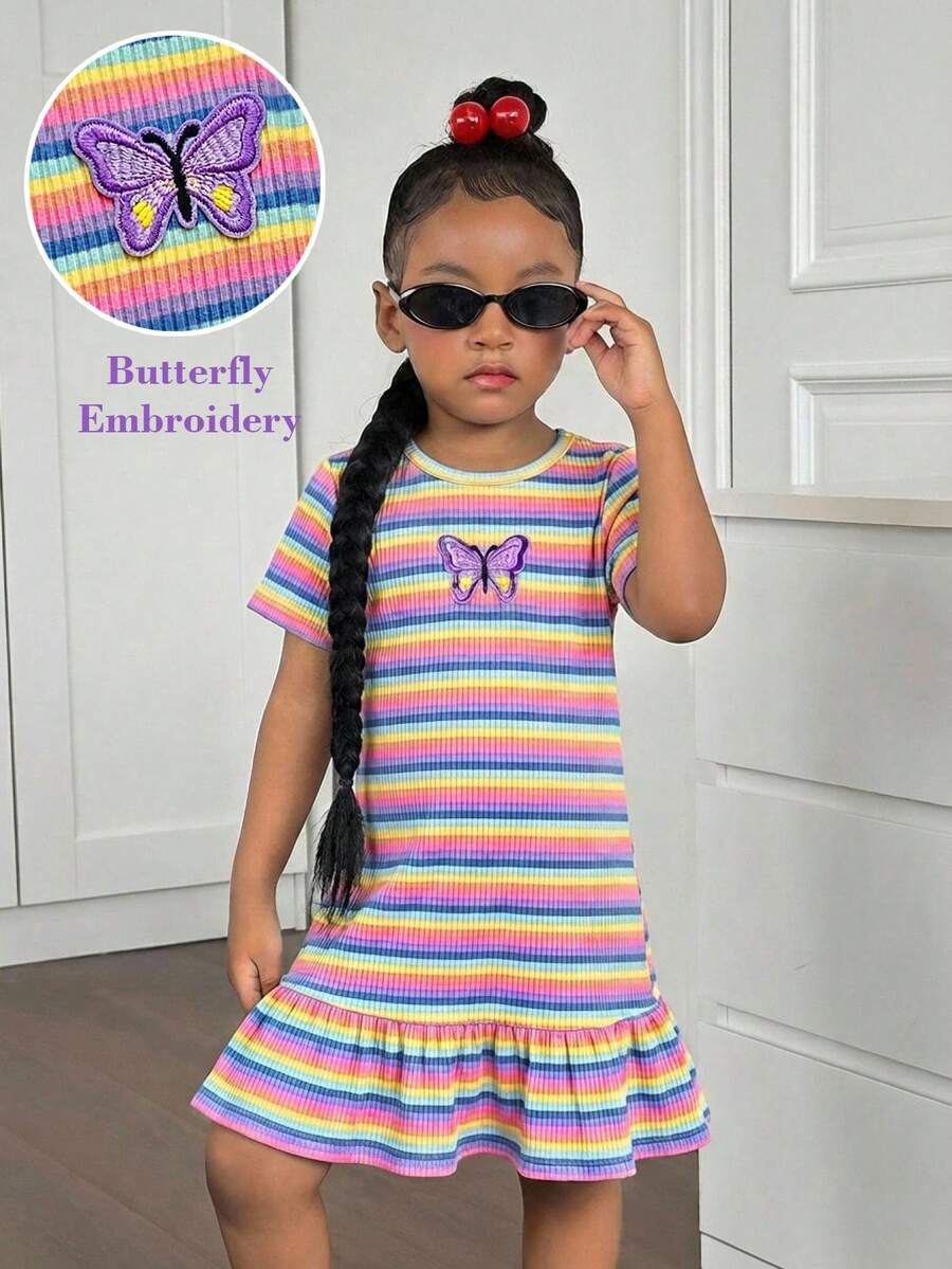 SHEIN 女童针织条纹心形图案圆领连衣裙 - 彩色 - 查看 1