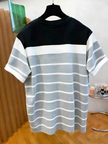 Manfinity Dauomo 男士圆领印花T恤 - 圆领休闲上衣 - 轻薄T恤，适合所有季节 - 彩色 - 查看 2