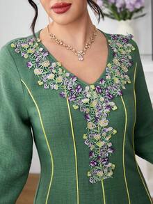 Al Najma Embroidered Lace Patchwork Elegant Modest Long Sleeve Dress - Green - View 3