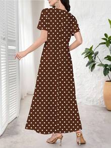 Lacomfia 女士优雅V领短袖印花针织连衣裙，可单穿或作为内搭，适合约会、度假、日常休闲、派对、节日等场合，春夏皆宜，波点图案。 - 咖啡棕 - 查看 2
