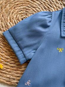 SHEIN Vintaside Kids 女童粉色 Polo 领彩虹印花荷叶边下摆休闲短袖连衣裙 - 藍色 - 查看 7