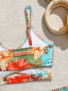 SHEIN 少女热带植物印花裹身吊带比基尼套装，含迷你裙，三件套，女士夏季套装，女士夏季套装，女士夏季服装，青少年泳装，女士两件套夏季套装，女士两件套比基尼套装，夏季沙滩女士泳装，沙滩泳衣，女士夏季服装，青少年泳装，女士两件套夏季三件套，女士比基尼，女士夏季套装 - 彩色 - 查看 5
