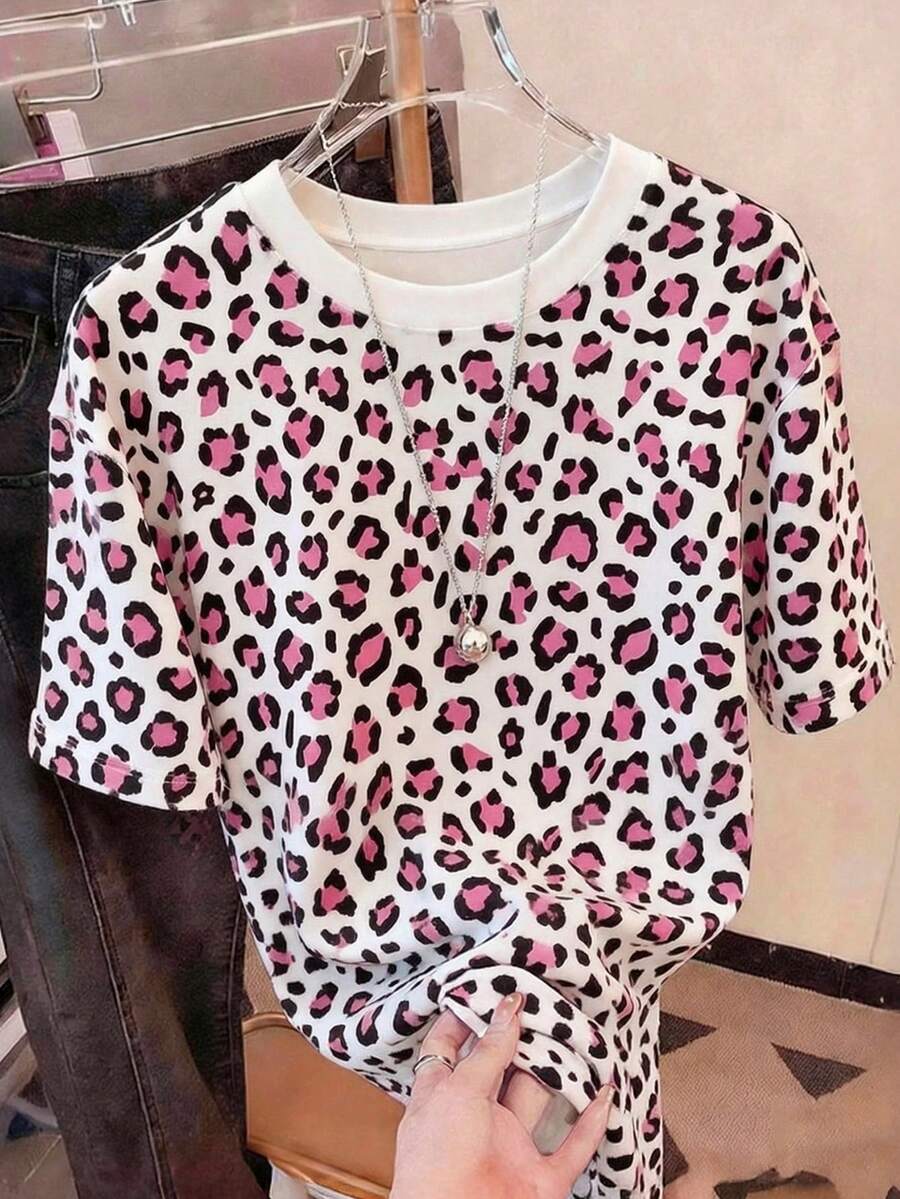 Resyla Leopard Print Digital Pattern Casual Women's Regular Fit Short Sleeve Crew Neck T-Shirt, Gift For Friends - White - View 1