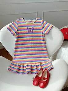 SHEIN 女童针织条纹心形图案圆领连衣裙 - 彩色 - 查看 2