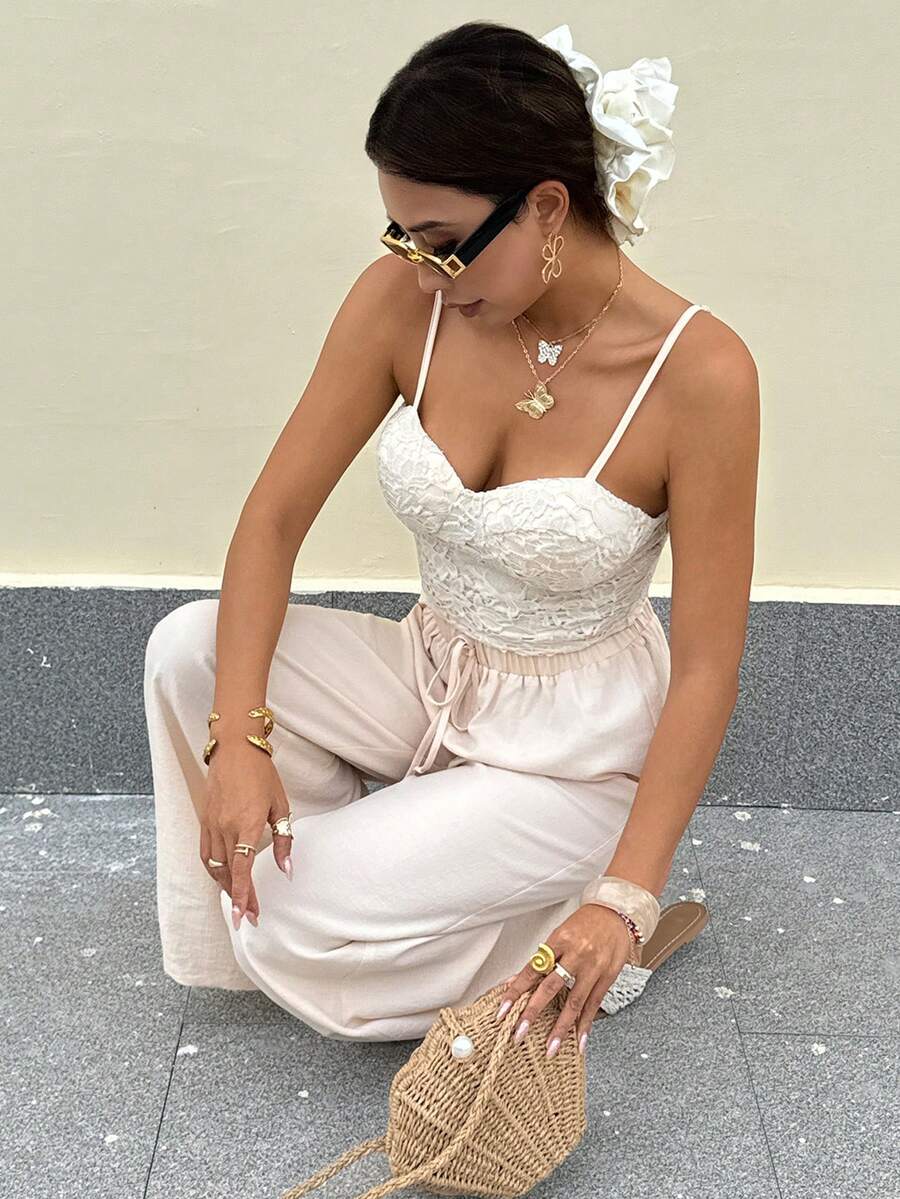 SHEIN Frenchy Bộ đồ nữ đi nghỉ mát gồm áo hai dây ôm sát và quần dài, kiểu dáng thường ngày, gồm 2 món. - Màu be - Xem 1