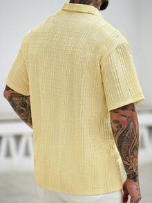 Manfinity Homme Men's Pale Yellow Short Sleeve Polo Shirt,Textured Stripe Design Collared Neckline,Casual Summer Vacation Cuban Style Retro Streetwear,Old Money Y2k - Yellow - View 2