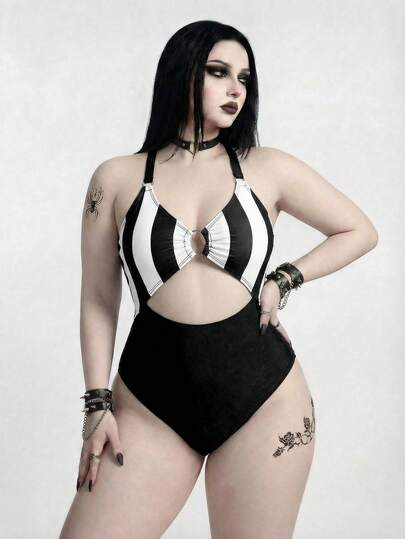 ROMWE Goth Áo tắm liền thân cỡ lớn màu đen trắng tương phản, kiểu cổ yếm, thiết kế khoét rỗng giúp thon gọn vóc dáng, phong cách tối màu, thích hợp cho bãi biển, khu nghỉ dưỡng, spa.