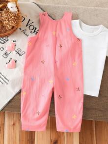 SHEIN Playful Pals 女婴/男女通用0-3岁春秋季蝴蝶印花褶皱面料围兜裤套装，休闲风格，胸前口袋装饰，适合户外玩耍休闲 - 粉色 - 查看 2