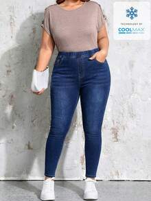 EMERY ROSE Plus Size Women Casual Everyday Wear Jeans With Pockets - Dark Wash - View 3