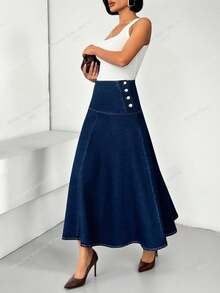 SHEIN Cottnline تنورة جينز أنيقة ذات خصر عالي مع أزرار وتصميم ملفوف - أزرق داكن - مشاهدة 1