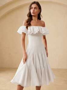 Aveloria Rosie 黄色露肩连衣裙，层叠荷叶边露肩领口，3D立体剪裁多层褶皱设计，浪漫优雅风格，轻盈透气面料，适合夏季派对、海滩度假和伴娘穿着，收腰设计，飘逸雪纺面料。主要特点：露肩连衣裙，荷叶边下摆，3D立体剪裁，收腰设计，夏季度假休闲场合。 - 杏色 - 查看 3