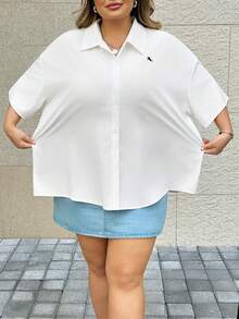 SHEIN CURVE+ Camisa blanca de moda minimalista casual de talla grande, para uso diario - Blanco - Ver 4