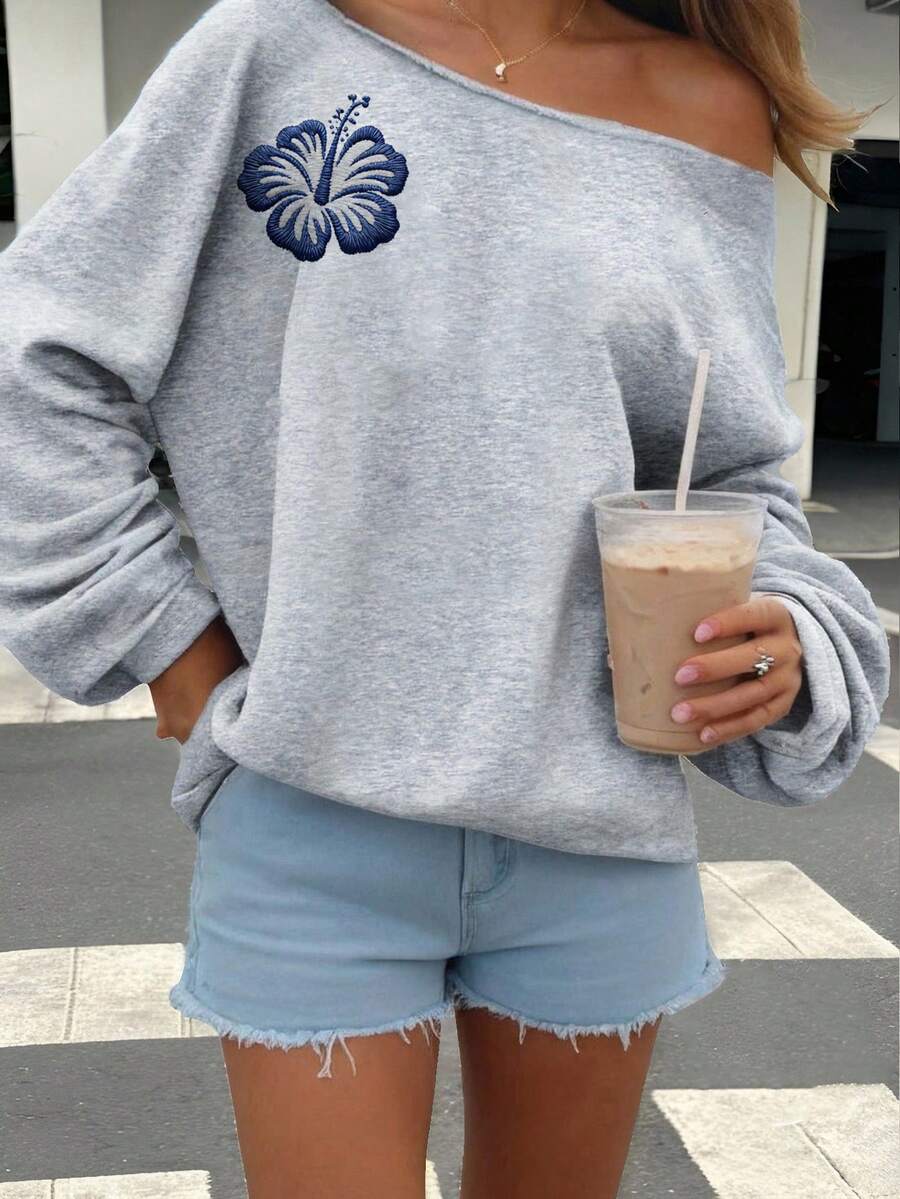 SHEIN EZwear Áo sweatshirt nữ tay dài dáng rộng màu xám nhạt, hở vai, họa tiết hoa dâm bụt 3D - Phong cách retro thường ngày, hoàn hảo cho bãi biển, lễ hội âm nhạc, kỳ nghỉ, trang phục mùa xuân và thu của các cô gái Miami, áo mùa hè. - Màu Xám nhạt - Xem 1