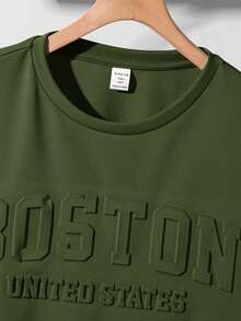 SHEIN Set de 2 piezas de camiseta de manga corta con cuello redondo y pantalones cortos con gráfico de letra 3D en relieve para adolescentes varones, adecuado para ir y venir, la escuela, el uso casual diario, deportes, primavera/verano - Verde militar - Ver 6
