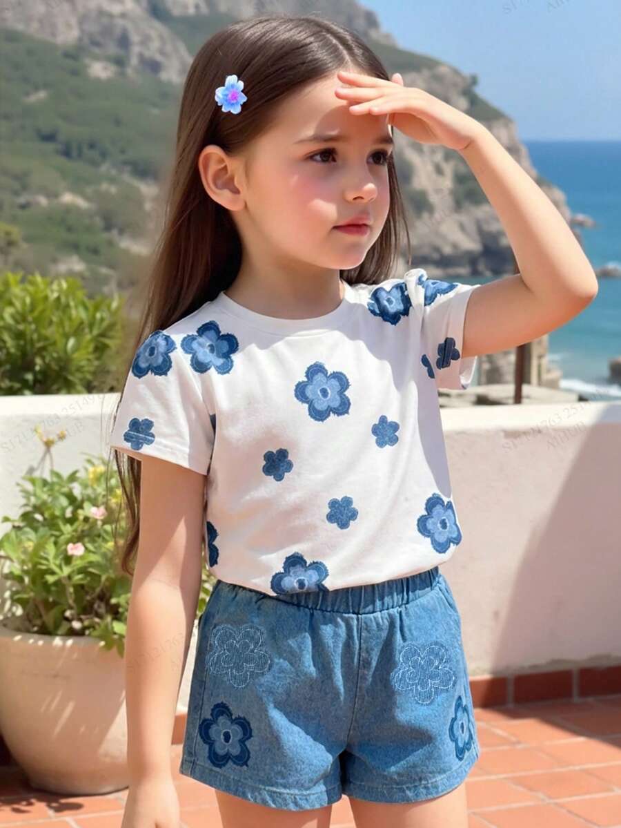 Set de 2 piezas de camiseta de manga corta con cuello redondo y estampado floral + pantalones cortos con estampado de flores azules para niñas de 4 a 7 años, de tela ligera y cómoda, adecuado para uso diario en primavera/verano