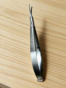 Cuticle Scissors, High-Quality Stainless Steel Russian-Style Cuticle Nippers, Ultra-Fine Curved Eyebrow Scissors, Professional Super-Sharp Precise Pointed Cuticle Trimmer, Non-Slip Ergonomic Design, Sharp And Thin Blades, Suitable For Cuticle Care,, - Silver - View 11