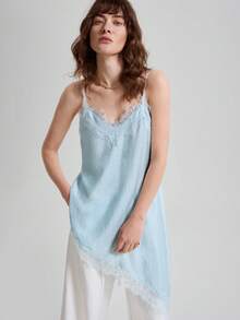 Ontre Blusa larga de satén negro con encaje, de tela elástica y cómoda, con dobladillo asimétrico y tirantes de espagueti.Atuendo casual y elegante para oficina, invitados de boda, fiestas navideñas y de Año Nuevo - Azul 2 - Ver 6