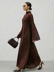 Ontre Phong cách thành thị thanh lịch, thoải mái tối giản, màu cà phê, chất liệu chiffon, dáng rộng, tay chuông, tay dài, đầm maxi nữ, mặc được cả bốn mùa, đi học, công sở, trang phục đi làm, bộ sưu tập mới Xuân/Hè 2026. - Cà phê nâu - Xem 1