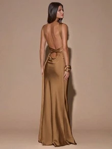 SHEIN BAE 性感简约纯色奶油黄深V领无袖露背系带鱼尾长裙，适合派对、鸡尾酒会、正式场合、伴娘、生日、圣诞节、商务休闲等场合。 - 棕色 - 查看 6