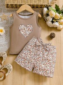 SHEIN Vintaside Kids 2件套女婴心形碎花无袖上衣和短裤套装，夏季 - 棕色 - 查看 7