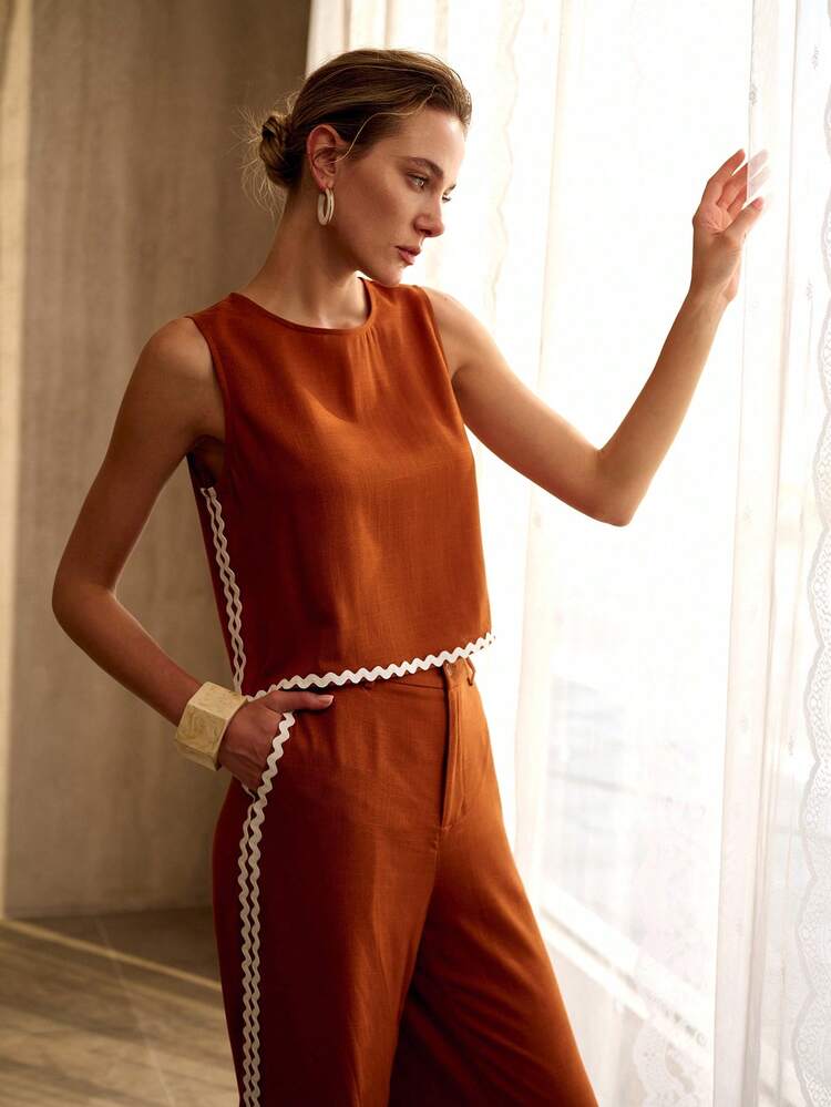 2PCS WOMEN'S CASUAL FASHIONABLE OUTFIT, CONTRAST COLOR RUFFLE TRIM DETAIL